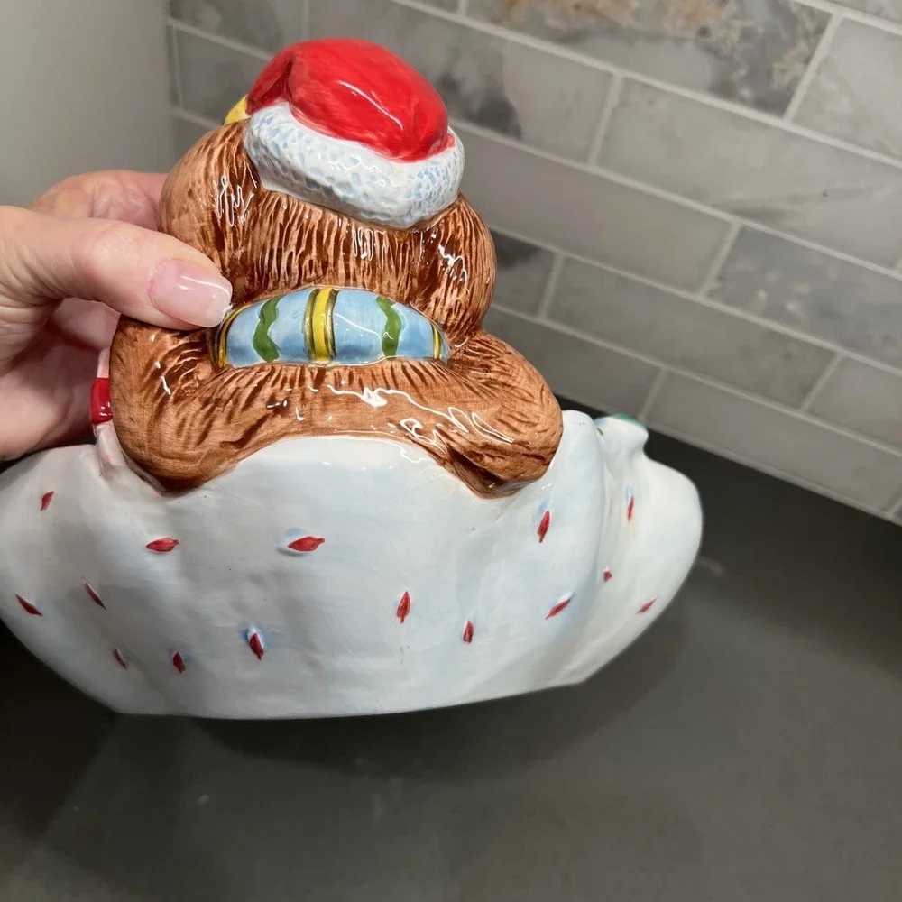 Noble Excellence Christmas Puppy Bowl Candy Dish Embossed 9x10 3D 2